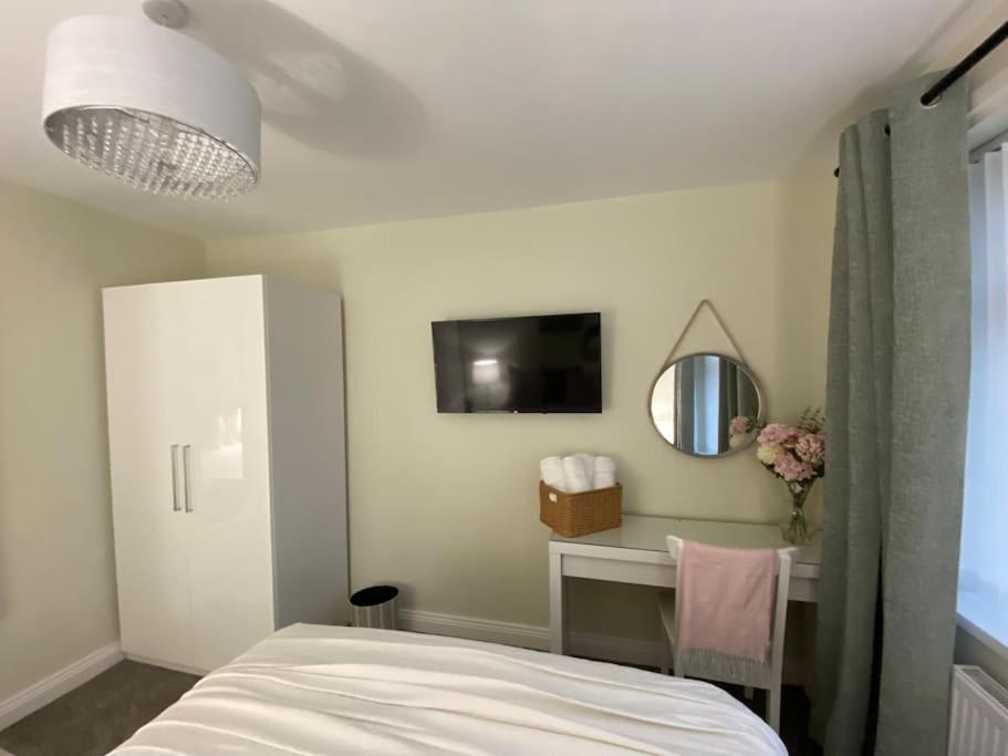 Wharfedale Lodge- Bungalow-3 Bed, 2 Bath, Amazing! Thornton  エクステリア 写真